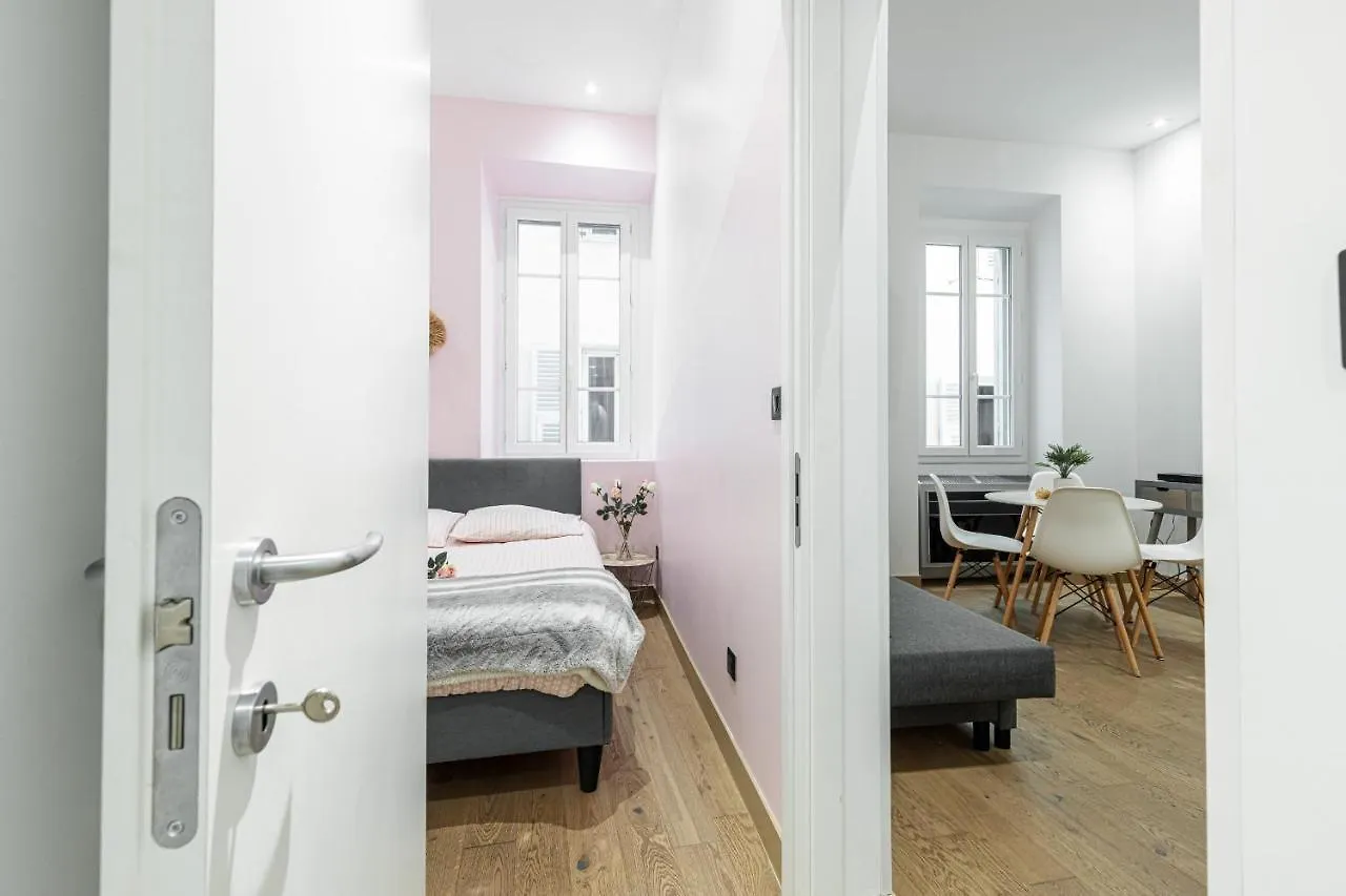 Garibaldi Square - Cozy 1 Bdr Old Town Daire Nice 0*,