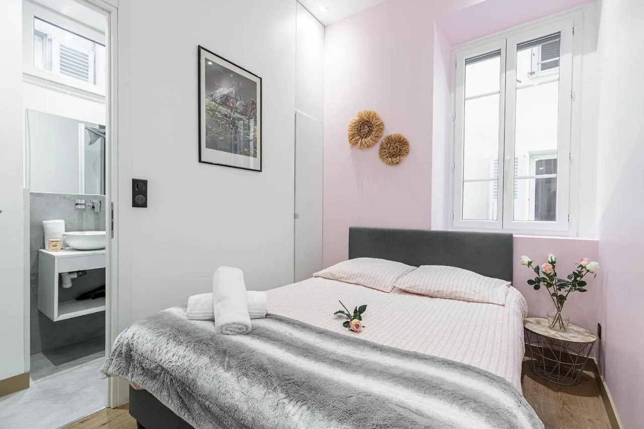 Garibaldi Square - Cozy 1 Bdr Old Town Daire Nice