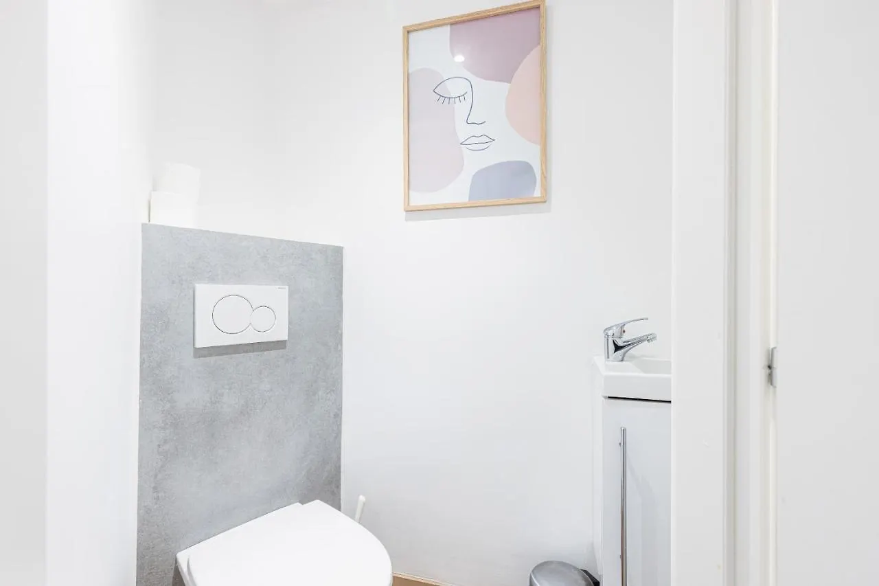 Garibaldi Square - Cozy 1 Bdr Old Town Daire Nice
